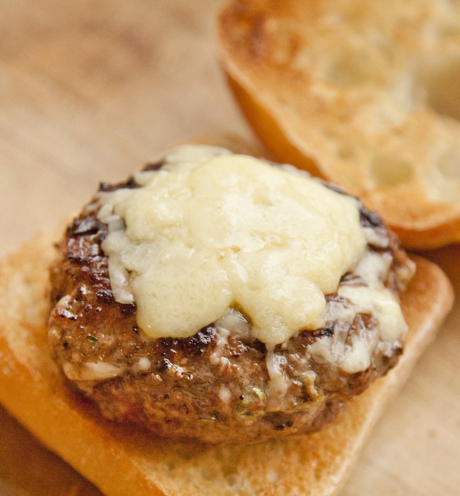 cheeseburgers_5.JPG