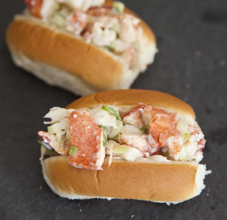 lobster rolls_3.JPG