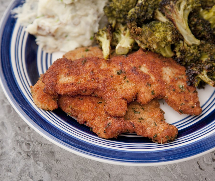 schnitzel and mashy p_12.JPG